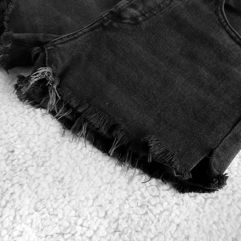 DSTLD Black High Rise Button Fly Cut Off Denim Shorts Size 28 / 26 - Picture 4 of 11